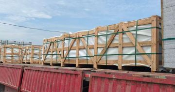 临沧 芝麻白花岗岩地铺石出口专车-泰国游