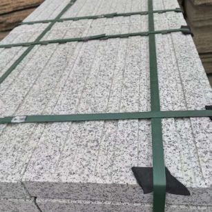 临沧 白麻花岗岩直行盲道石，盲条，地铺石