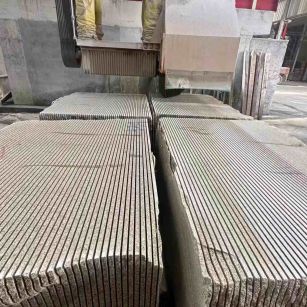 临沧 车间生产日常，黄金麻白麻花岗岩