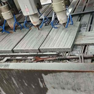 临沧 芝麻白花岗岩荔枝面盲道雕刻