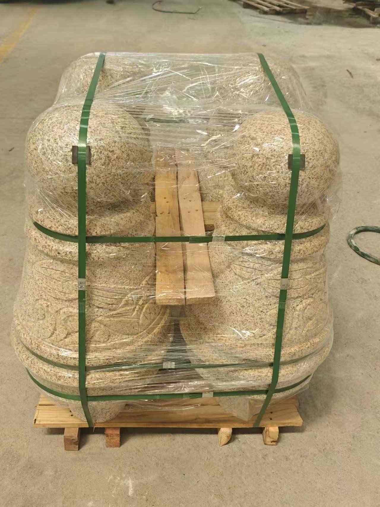 临沧 黄金麻异形定制雕花——棒棒糖挡车柱