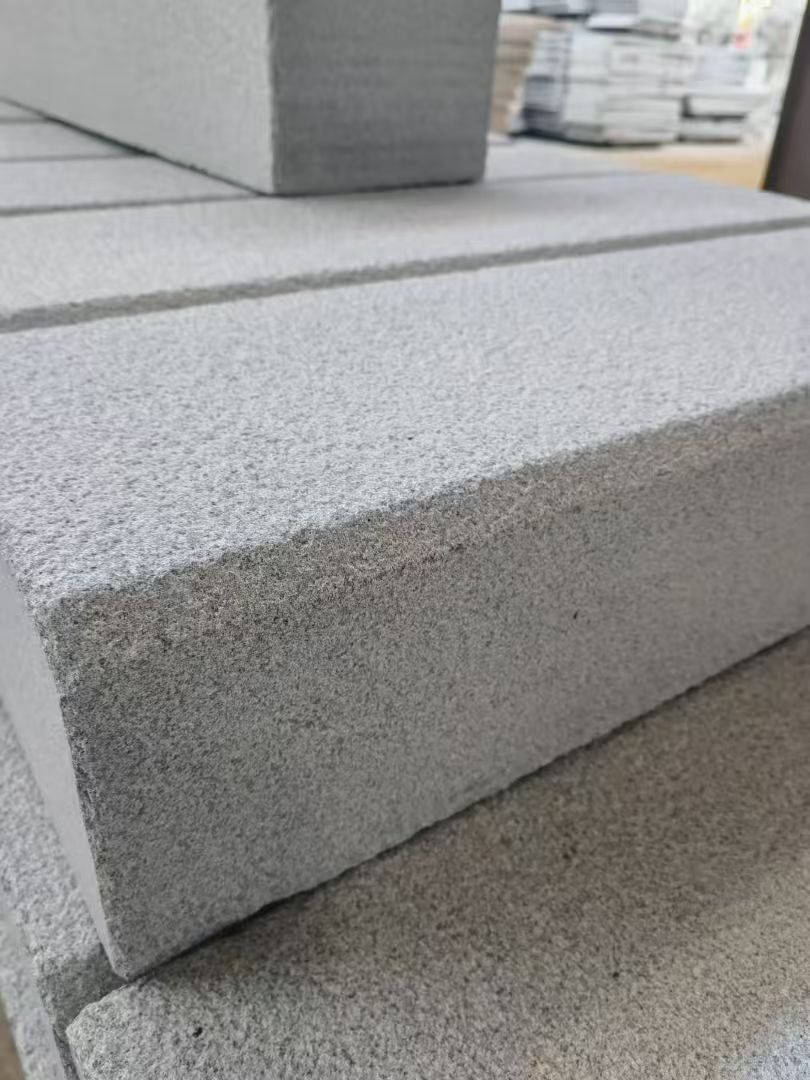 临沧 芝麻灰荔枝面路沿石