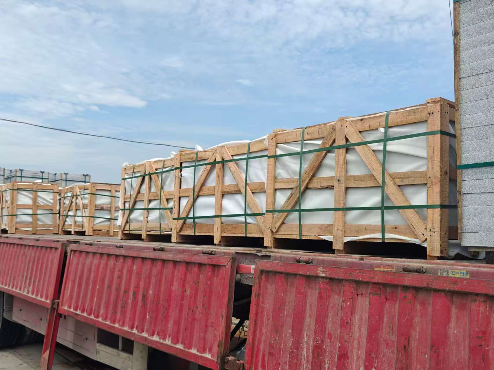 临沧 芝麻白花岗岩地铺石出口专车-泰国游