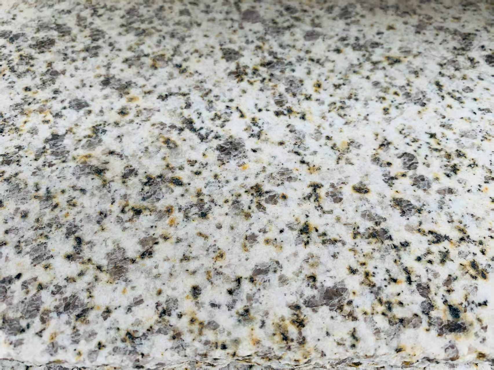 临沧 黄金麻花岗岩石材浅黄光面