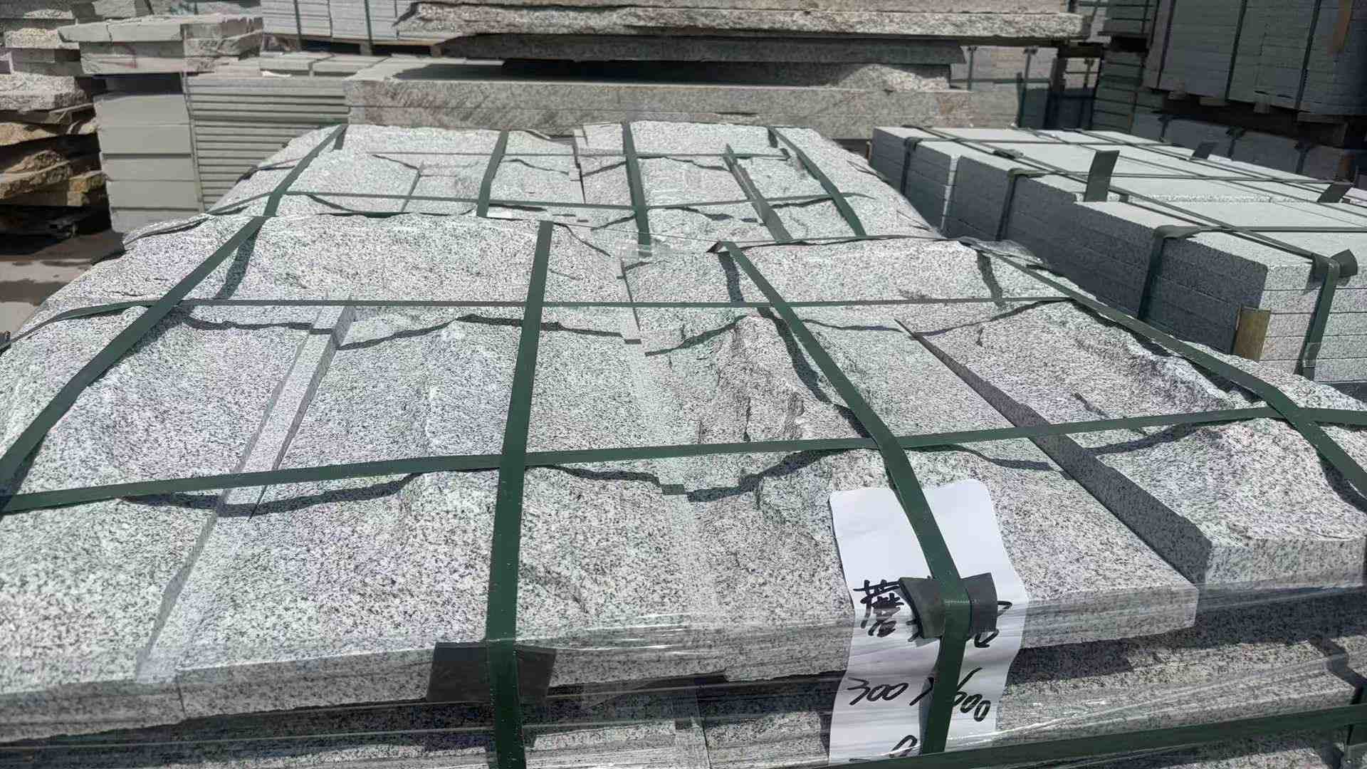 临沧 芝麻白蘑菇石成品