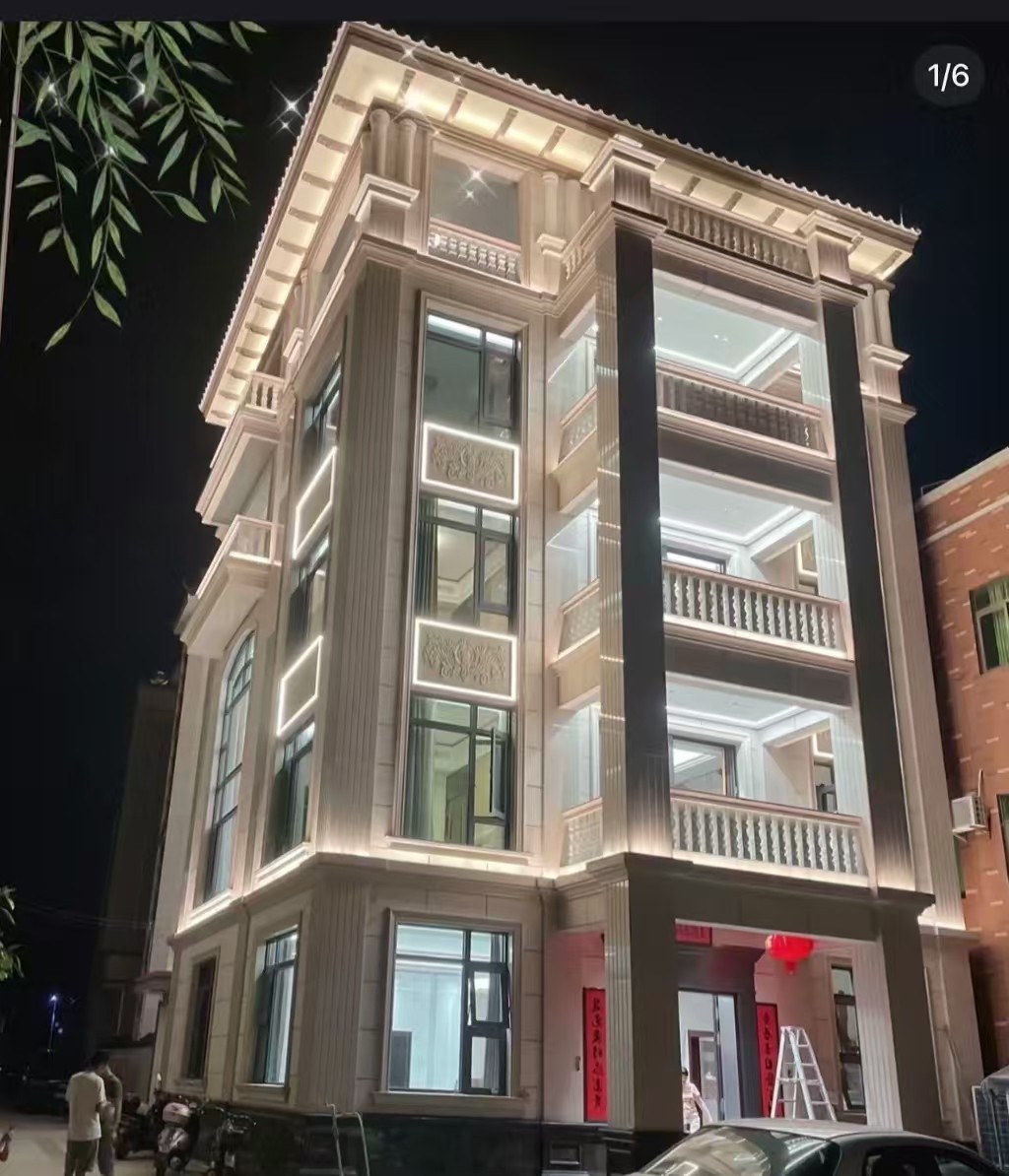 临沧 芝麻白花岗岩别墅外墙夜间效果